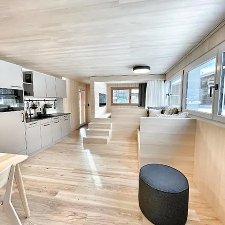 Nanisgarten - Grannys Flat * Obergesteln