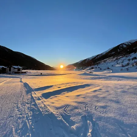 Nanisgarten - Grannys Flat Obergesteln