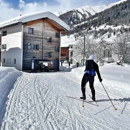 Nanisgarten - Grannys Flat *