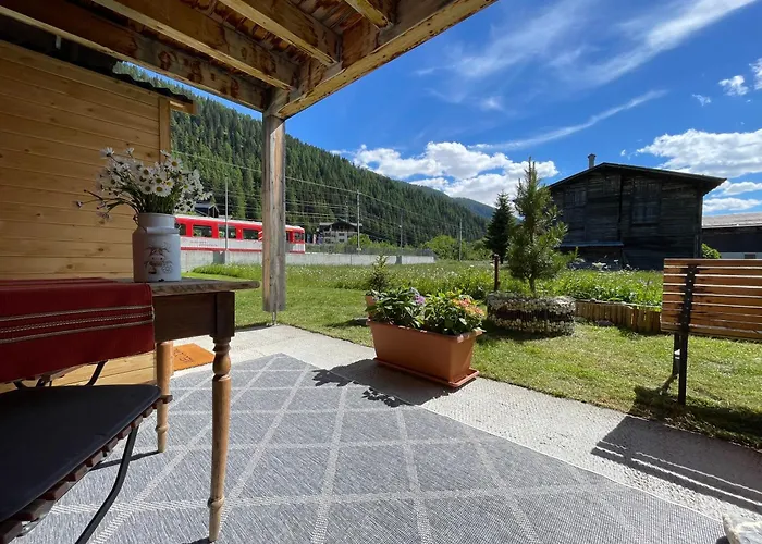 Nanisgarten - Grannys Flat *