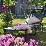 Nanisgarten - Grannys Flat アパート